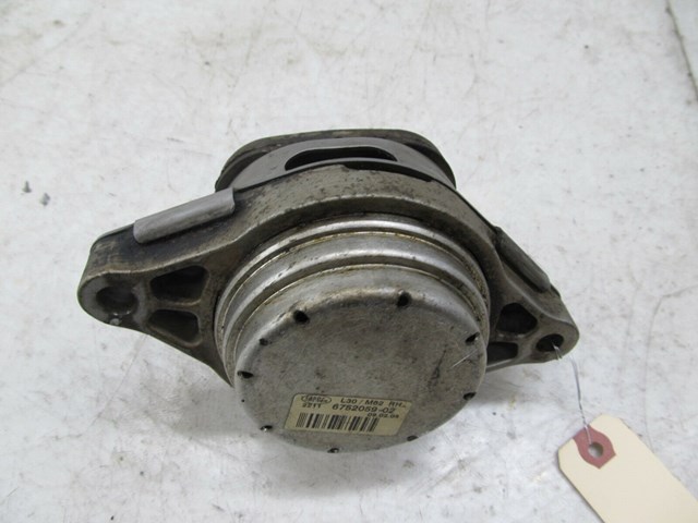  2003-2006 RANGE ROVER HSE OEM RIGHT FRONT ENGINE MOUNT BRACKET BUSHING 