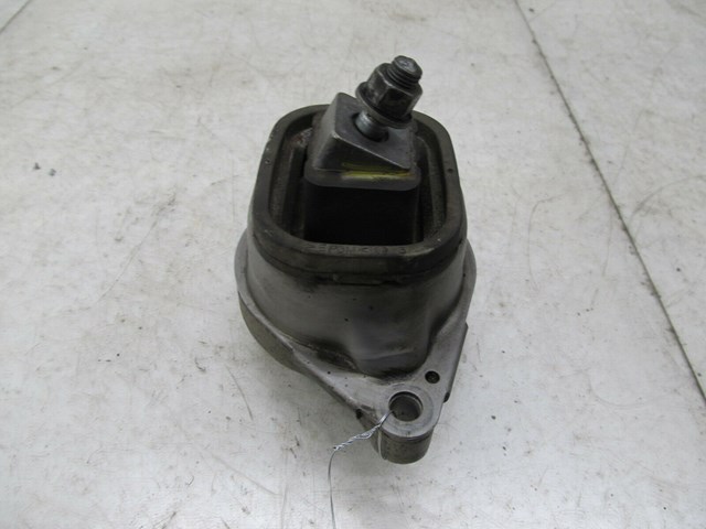  2003-2006 RANGE ROVER HSE OEM RIGHT FRONT ENGINE MOUNT BRACKET BUSHING 