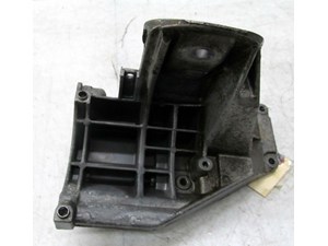  2003-2006 RANGE ROVER HSE OEM RIGHT FRONT ENGINE MOUNT SUPPORT BRACKET 