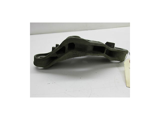 2004-2006 AUDI A8 L QUATTRO D3 OEM RIGHT FRONT MOTOR ENGINE MOUNT BRACKET