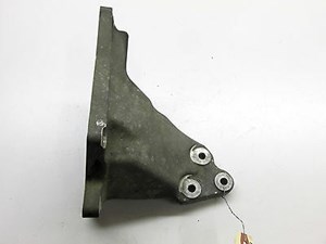 2004-2006 MERCEDES BENZ SL600 R230 OEM RIGHT FRONT SIDE ENGINE MOUNT BRACKET