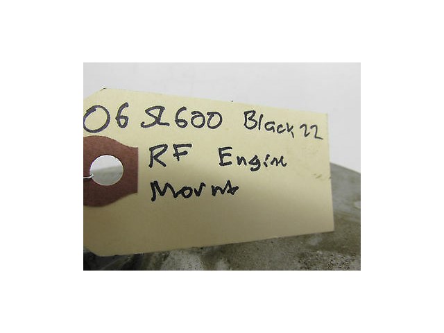 2004-2006 MERCEDES BENZ SL600 R230 OEM RIGHT FRONT SIDE ENGINE MOUNT