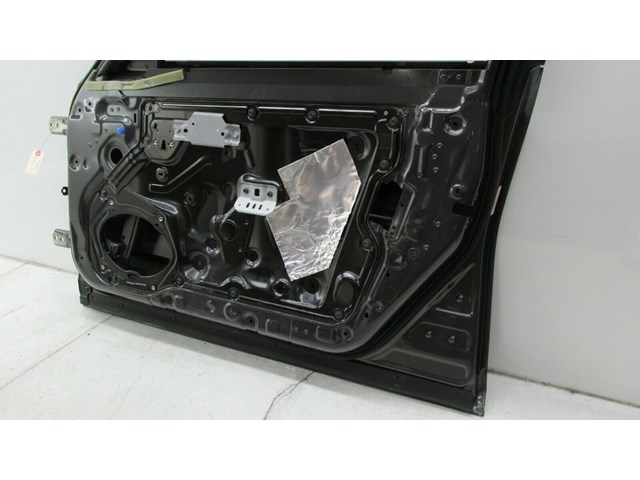  2011-2018 INFINITI M37 Q70 OEM RIGHT FRONT PASSENGER SIDE DOOR SHELL 