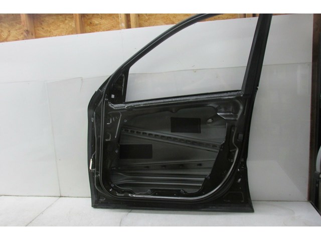 2007-2012 MERCEDES GL450 X164 OEM RIGHT FRONT PASSENGER SIDE DOOR SHELL 