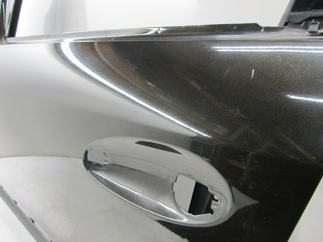 2007-2012 MERCEDES GL450 X164 OEM LEFT FRONT DRIVER SIDE DOOR SHELL 