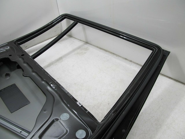 2007-2012 MERCEDES GL450 X164 OEM LEFT REAR DRIVER SIDE DOOR SHELL 