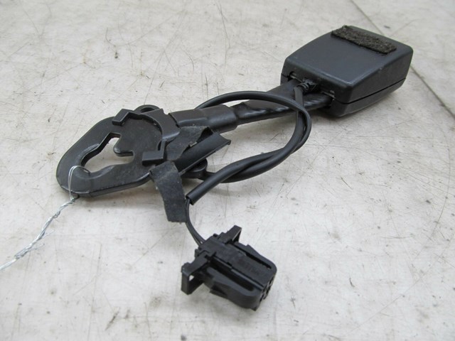 2005-2008 AUDI A6 C6 OEM RIGHT FRONT PASSENGER SEAT BELT BUCKLE 