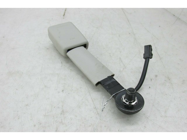 2011-2018 INFINITI M37 Q70 OEM RIGHT FRONT SEAT BELT BUCKLE 