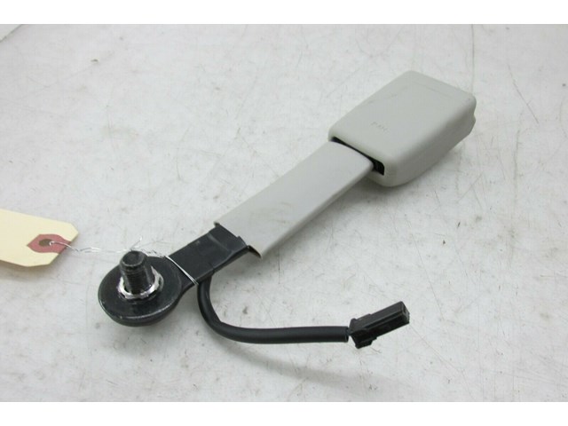 2011-2018 INFINITI M37 Q70 OEM RIGHT FRONT SEAT BELT BUCKLE 