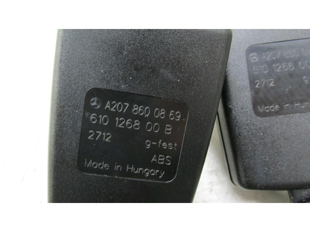 2012-2015 MERCEDES C250 COUPE W204 OEM REAR SEAT BELT BUCKLES SET OF 2 