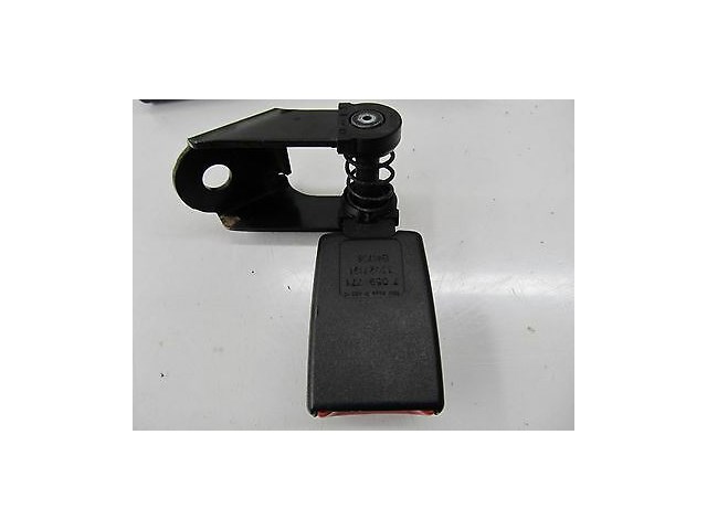 2006-2007 BMW 530I E60 OEM REAR SEAT BELT SET BEIGE W/ RECEIVER BUCKLE ASSEMBLY