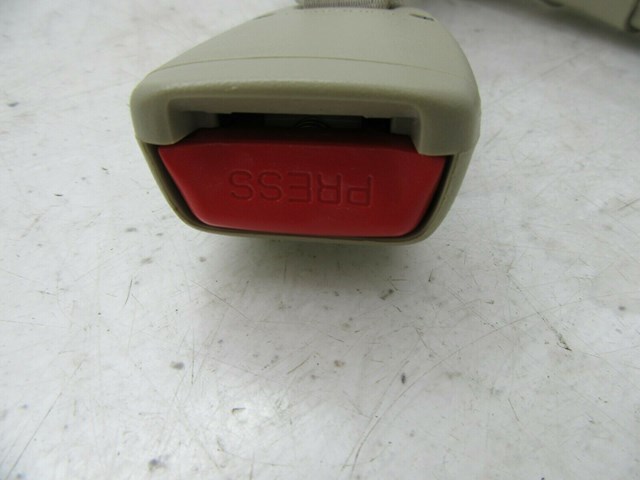 2016-2018 ACURA RDX OEM RIGHT REAR SEAT BELT LOWER BUCKLE BUCKLES 