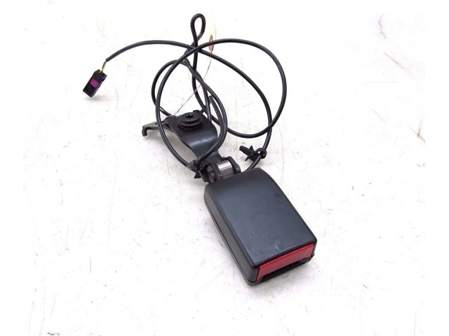  2004-2011 SAAB 9-3 OEM RIGHT FRONT PASSENGER SEAT BELT BUCKLE RECEIVER 