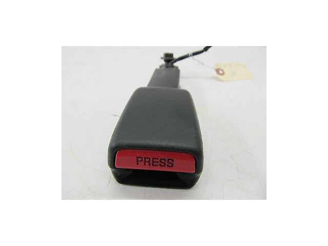 2006-2009 INFINITI M35 OEM RIGHT FRONT PASSENGER'S SEAT BELT RECEIVER BUCKLE