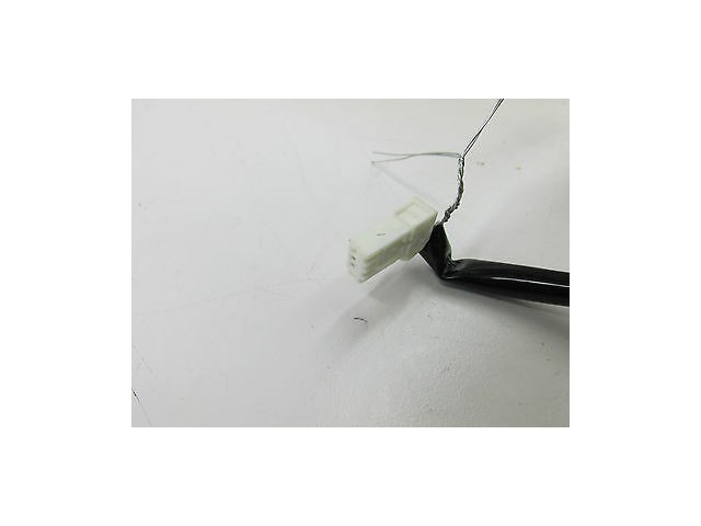 2003-2004 INFINITI M45 OEM LEFT FRONT DRIVER'S SIDE SEAT BELT RELEASE BUCKLE