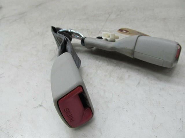  2007-2011 LEXUS GS350 OEM REAR PASSENGER CENTER SEAT BELT BUCKLE PAIR