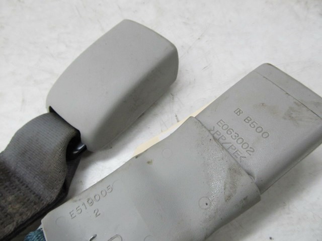  2007-2011 LEXUS GS350 OEM REAR PASSENGER CENTER SEAT BELT BUCKLE PAIR