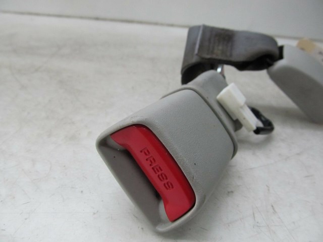  2007-2011 LEXUS GS350 OEM REAR PASSENGER CENTER SEAT BELT BUCKLE PAIR