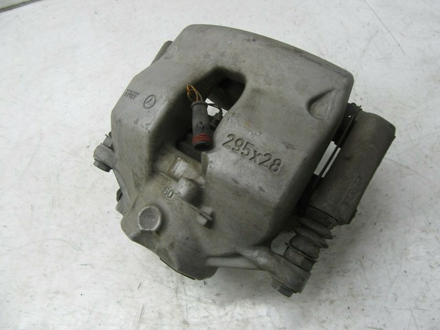 2012-2015 MERCEDES C250 COUPE W204 OEM RIGHT FRONT PASSENGER SIDE BRAKE CALIPER 