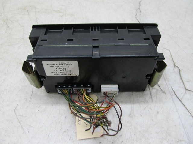 2003-2004 LAND ROVER DISCOVERY OEM FRONT CLIMATE CONTROL UNIT 