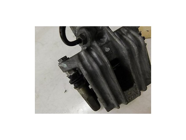 2012-2015 VOLKSWAGEN BEETLE A5 OEM LEFT REAR BRAKE CALIPER W/ PADS & BRAKE HOSE