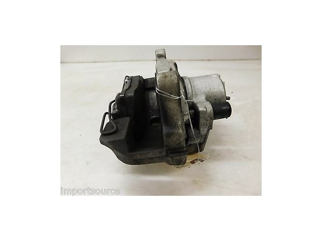 2012-2015 VOLKSWAGEN BEETLE A5 OEM LEFT FRONT BRAKE CALIPER W/ PADS