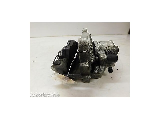 2012-2015 VOLKSWAGEN BEETLE A5 OEM RIGHT FRONT BRAKE CALIPER W/ PADS