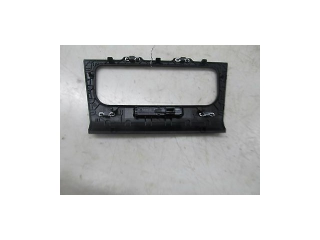 2008-2013 VOLKSWAGEN GTI MK6 OEM CLIMATE CONTROL TRIM 5K0 858 069