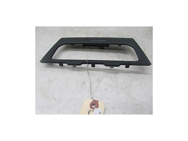 2008-2013 VOLKSWAGEN GTI MK6 OEM CLIMATE CONTROL TRIM 5K0 858 069