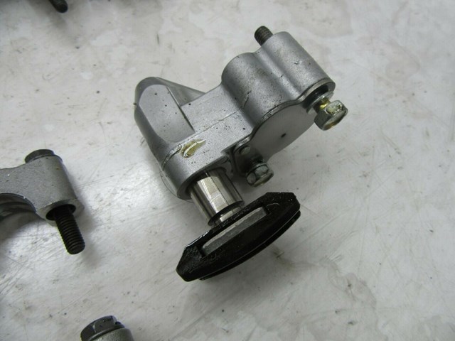 2013-2016 INFINITI QX60 JX35 OEM LEFT SIDE ENGINE CYLINDER HEAD CAMSHAFT CAPS