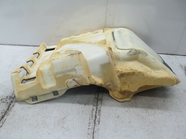 2013-2017 CADILLAC XTS OEM RIGHT FRONT PASSENGER SIDE FLOOR CARPET 