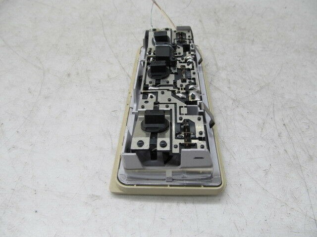 2003-2006 RANGE ROVER HSE OEM FRONT OVERHEAD READING DOME LIGHT 