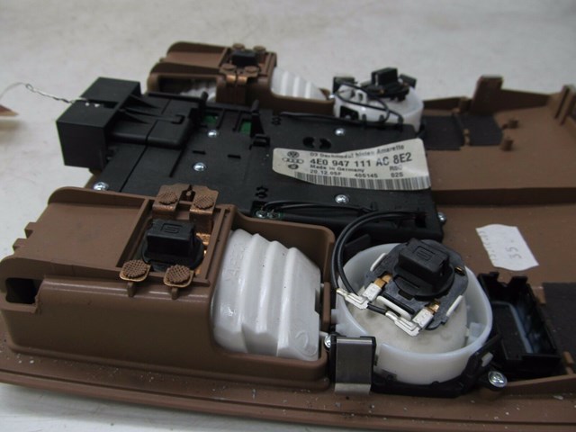 2004-2008 AUDI A8L W12 OEM REAR ROOF DOME LIGHT READING LIGHT WINDOW BLIND