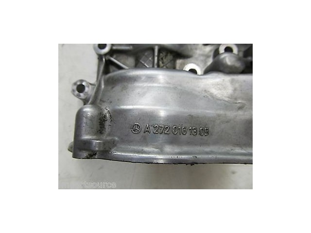 2010-2013 MERCEDES E350 W212 OEM RIGHT FRONT CYLINDER HEAD VALVE COVER 