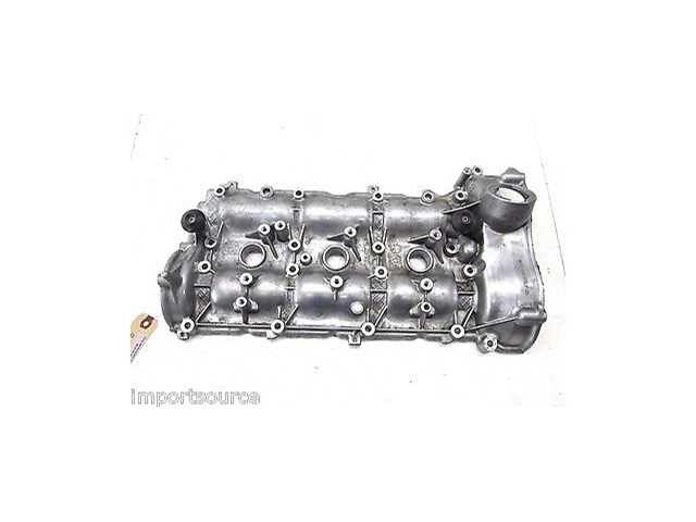 2010-2013 MERCEDES E350 W212 OEM RIGHT FRONT CYLINDER HEAD VALVE COVER 