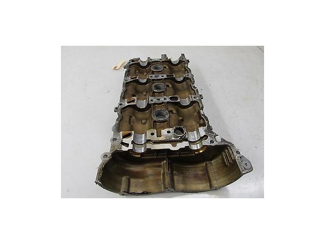 2006-2009 MERCEDES R350 W251 OEM LEFT DRIVER SIDE ENGINE MOTOR VALVE COVER