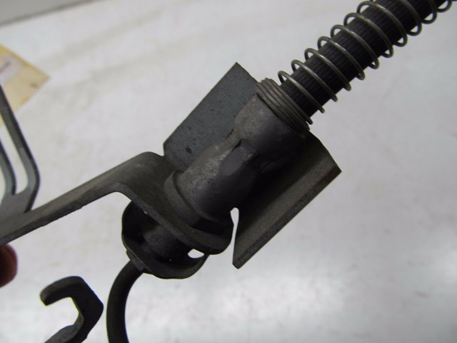 2013-2015 PORSCHE BOXSTER 981 OEM RIGHT REAR SIDE BRAKE HOSE LINE BRACKET