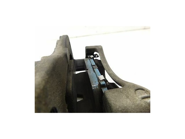 2012-2015 TOYOTA PRIUS C OEM LEFT FRONT DRIVER SIDE BRAKE CALIPER W/ PADS