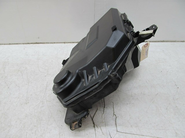 2005-2008 AUDI A6 C6 OEM FRONT AIR INTAKE BOX 
