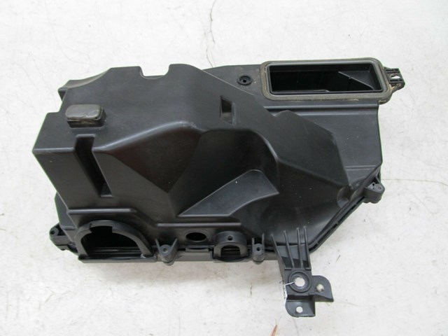 2005-2008 AUDI A6 C6 OEM FRONT AIR INTAKE BOX 