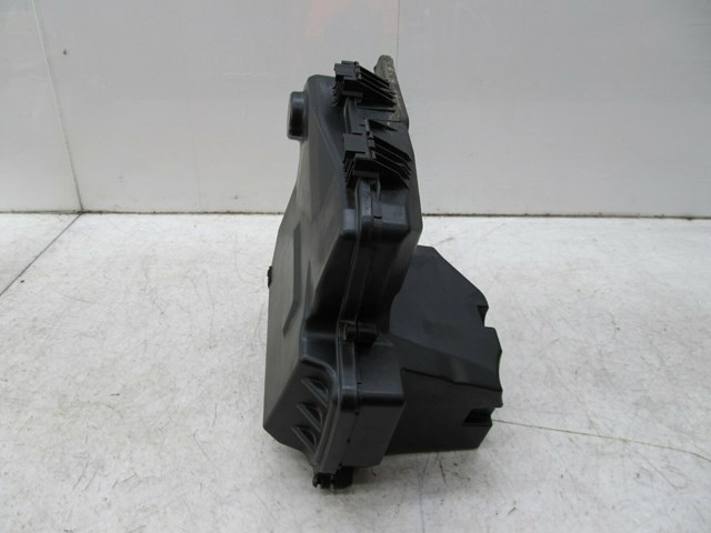 2005-2008 AUDI A6 C6 OEM FRONT AIR INTAKE BOX 