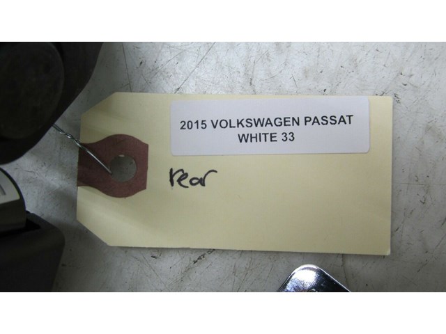 2012-2015 VOLKSWAGEN PASSAT OEM REAR PASSENGER SEAT BELT AND BUCKLE SET 