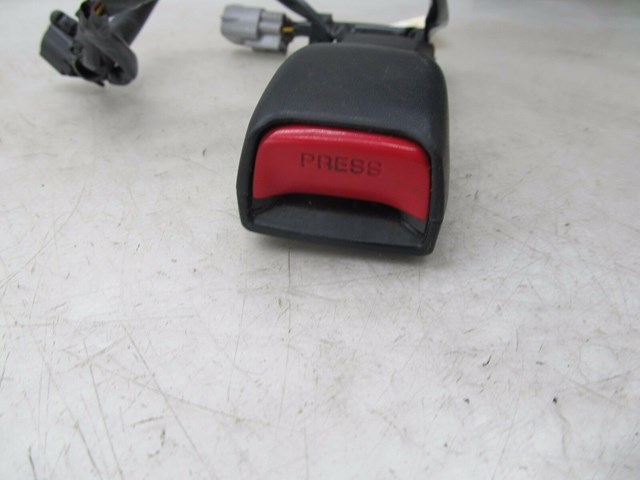 2001-2006 LEXUS LS430 OEM LEFT FRONT DRIVER SEAT BELT BUCKLE 7K3310