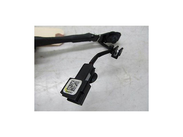 2013-2016 CADILLAC ATS OEM RIGHT FRONT PASSENGER SEAT BELT BUCKLE RECEIVER