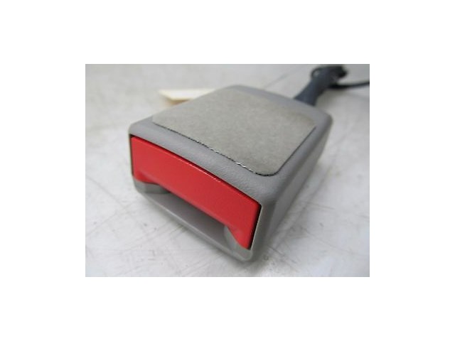 2013-2016 CADILLAC ATS OEM RIGHT FRONT PASSENGER SEAT BELT BUCKLE RECEIVER