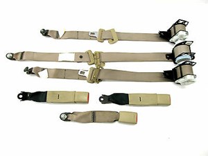 2002-2006 INFINITI Q45 OEM REAR BACK SEAT BELT  SEATBELT AND RELEASE BUCKLE SET