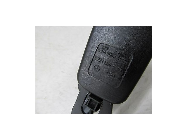 2007-2009 MERCEDES S600 W221 OEM RIGHT REAR PASSENGER SIDE SEAT BELT BUCKLE
