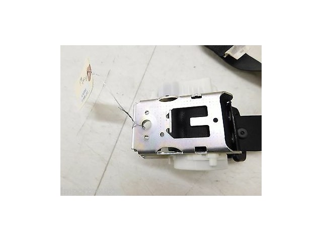 2006-2010 BMW X3 E83 OEM LEFT REAR DRIVER SIDE SEAT BELT RETRACTOR 