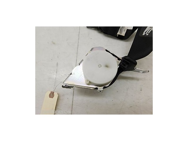 2006-2010 BMW X3 E83 OEM LEFT REAR DRIVER SIDE SEAT BELT RETRACTOR 