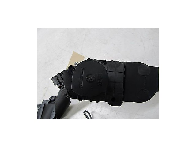 2007-2009 MERCEDES S600 W221 OEM RIGHT FRONT PASSENGER SIDE SEATBELT RETRACTOR